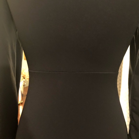 BCBG Paris Vintage 90's  Jersey black dress - - V-neck-long sleeved sz M - Picture 6 of 8
